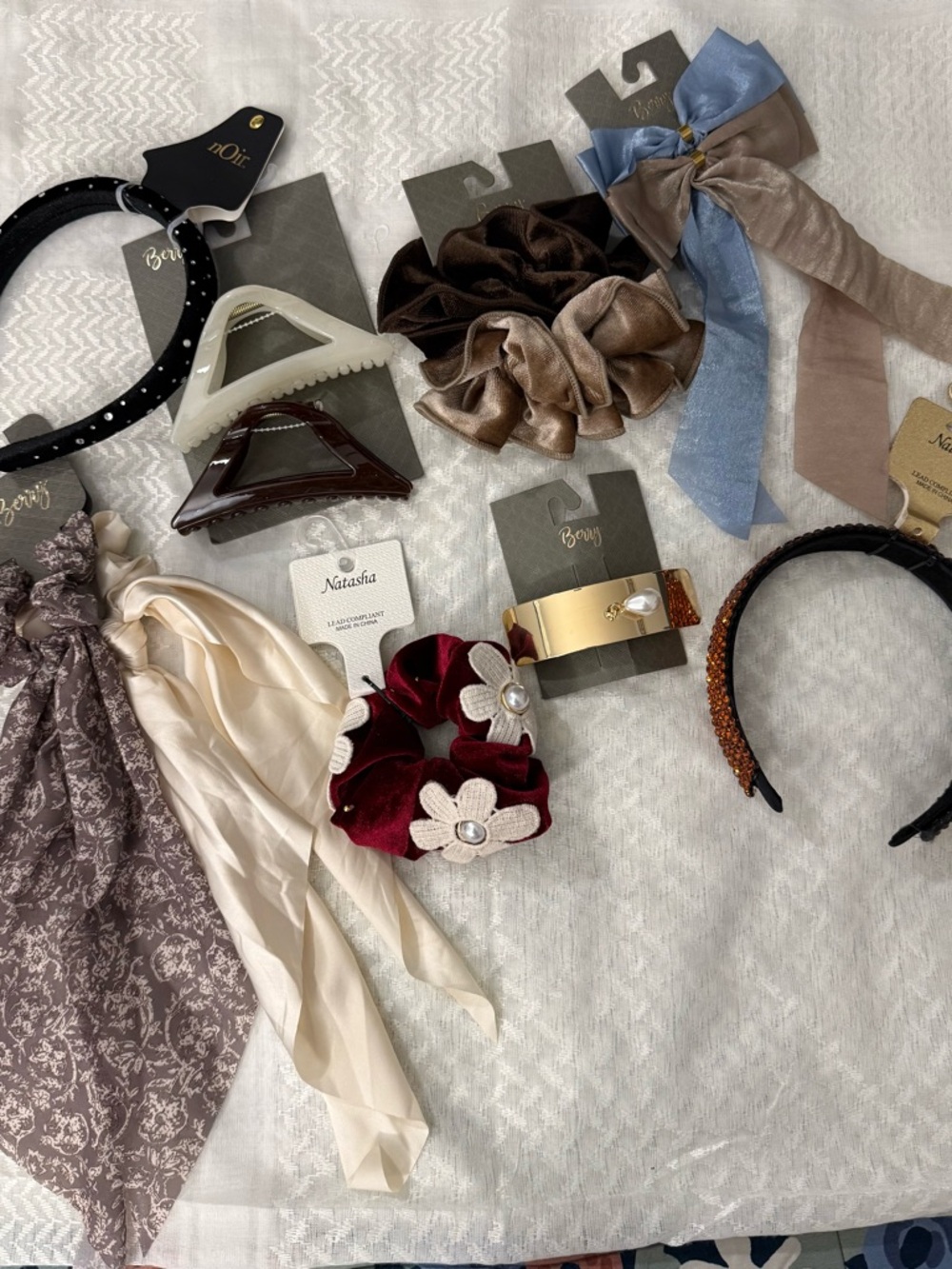 Branded hair accessories bundle 11pcs